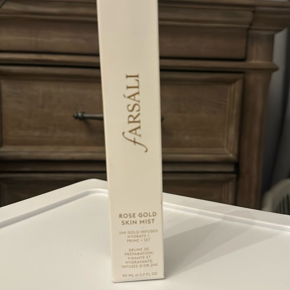 Farsali Rose Gold Skin Mist NIB
